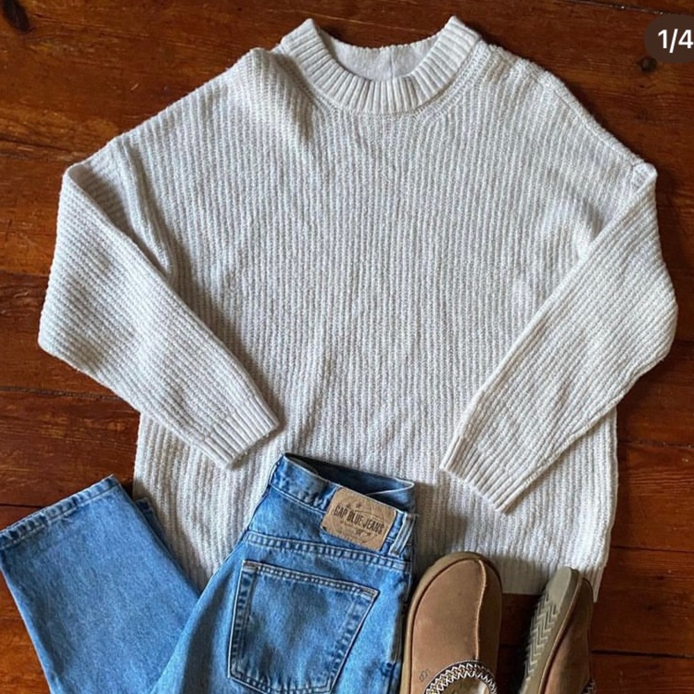 American eagle sweater